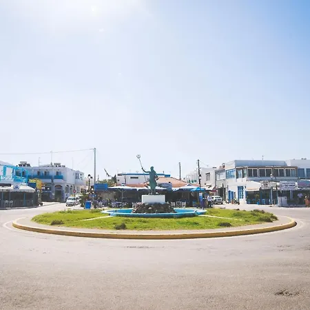 Angela Thalia アパート Antimácheia